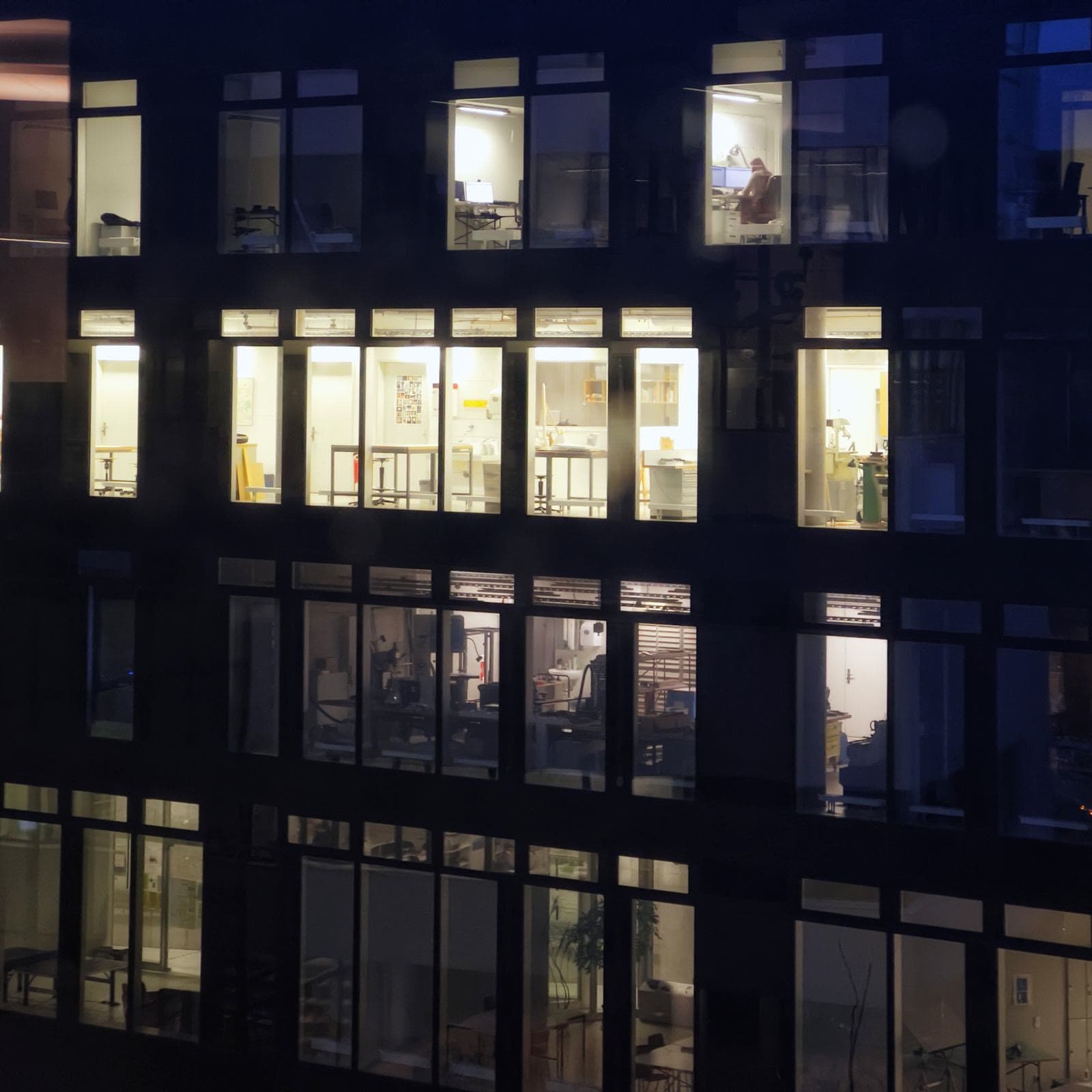 The 2am shift: what your AI employees do while you sleep