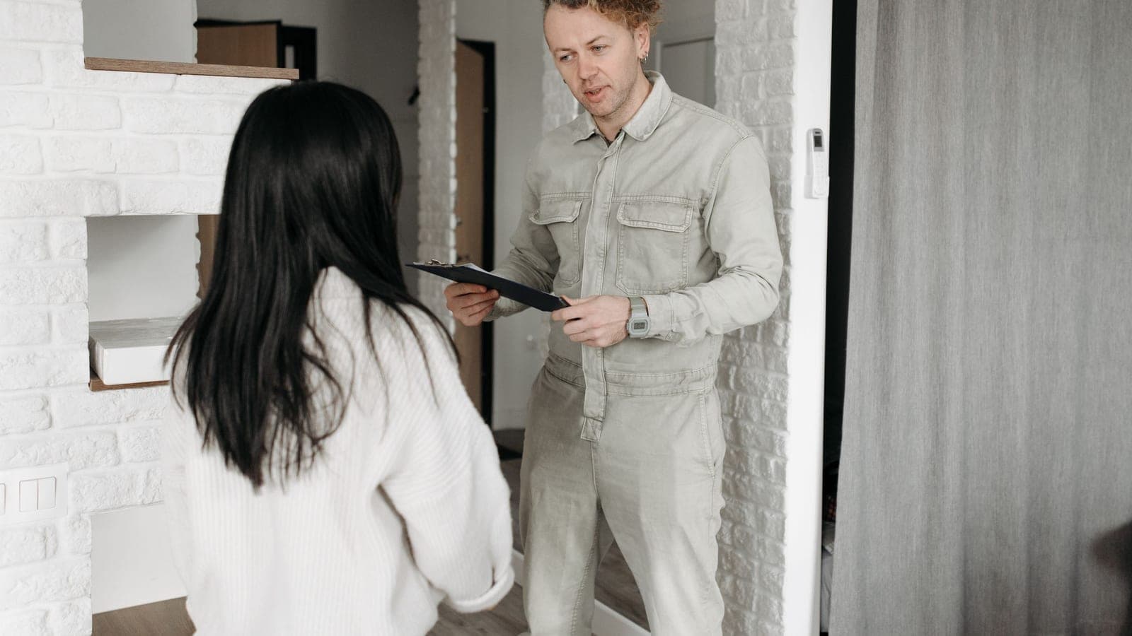 After-Sales Service Management With AI in the UAE