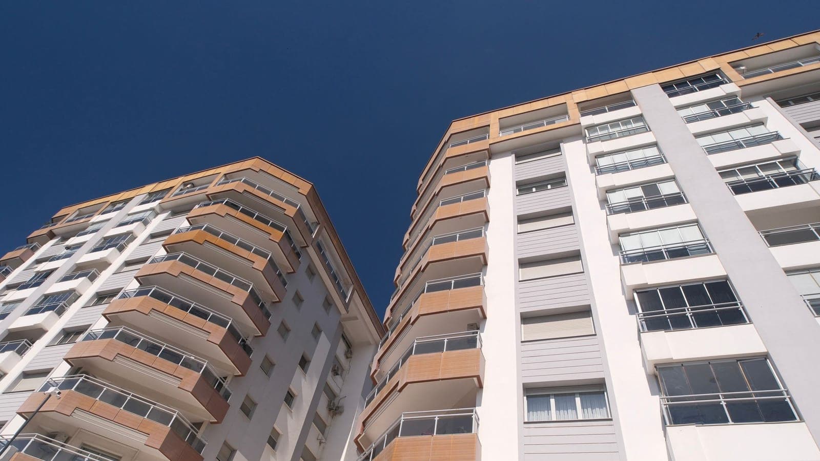 AI for Real Estate Developers: Off-Plan Sales to Handover